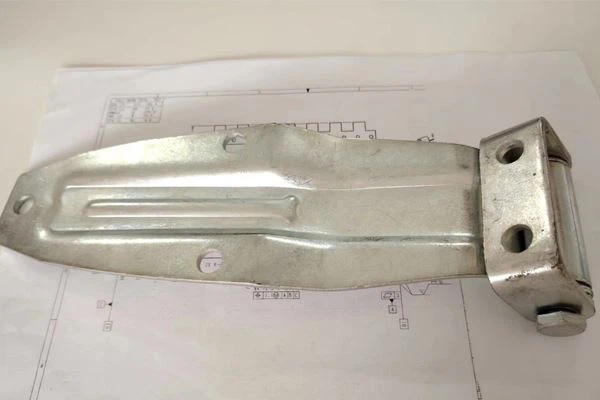 7 Inches Truck Hinge
