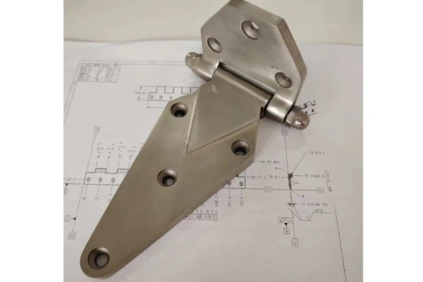 Impact-resistant Container Hinge