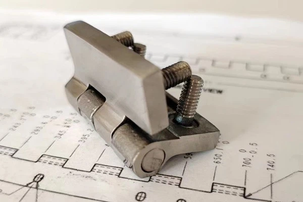 ONE Hinge Customization
